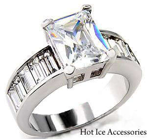 **INTERNATIONAL POSTAGE** 18K WHITE GOLD PLATED SIMULATED DIAMOND RING