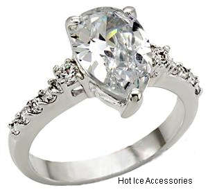 **INTERNATIONAL POSTAGE** 18K WHITE GOLD PLATED SIMULATED DIAMOND RING