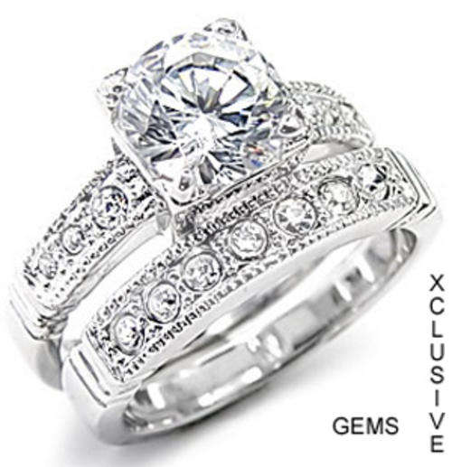**POSTAGE R35**  SIMULATED DIAMOND 18K WHITE GOLD PLATED WEDDING RING SET