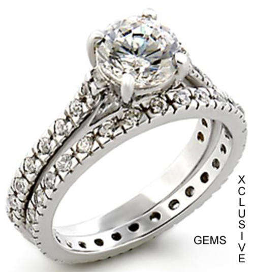* GLAMOUROUS* 18K WHITE GOLD PLATED SIMULATED DIAMOND LADIES RING