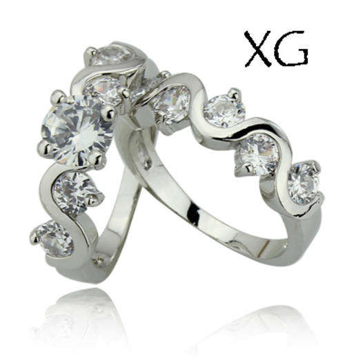 *LOCALLY IN STOCK* 18K WHITE GOLD PLATED SIMULATED DIAMOND LADIES RING