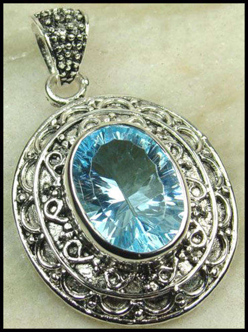 **INTERNATIONAL SHIPPING** STERLING SILVER SIMULATED BLUE TOPAZ RING