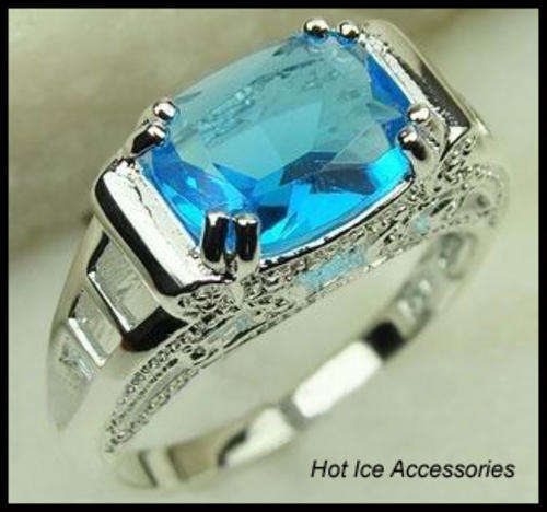 **INTERNATIONAL SHIPPING** STERLING SILVER HALLMARKED SIMULATED BLUE TOPAZ RING