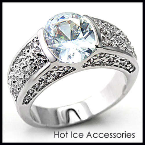**INTERNATIONAL POSTAGE** 18K WHITE GOLD PLATED SIMULATED DIAMOND RING