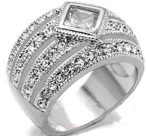 **INTERNATIONAL POSTAGE** 18K WHITE GOLD PLATED SIMULATED DIAMOND RING