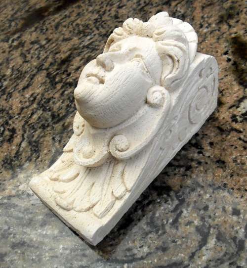 Beautiful antique style plaque "Renaissance Lady"