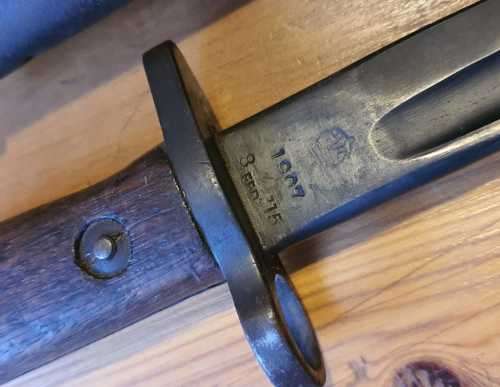 1907 303 Bayonet with scabbart