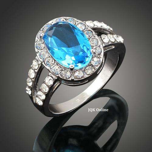 Brand New Fashion 18K White GP with Austrian Crystal Ring!!!!! Size 7 , 8 and 9