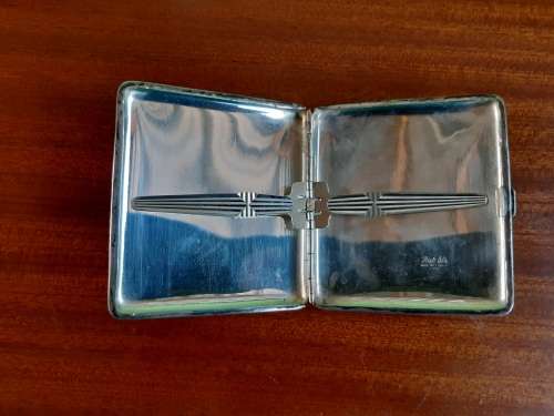 VINTAGE SILVER PLATED (E P N S) CIGARETTE CASE