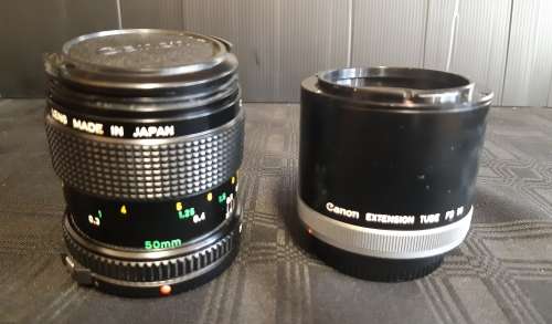 CANON MACRO LENS FD 50 MM 1:35 TOGETHER WITH EXTENSION TUBE FD 50