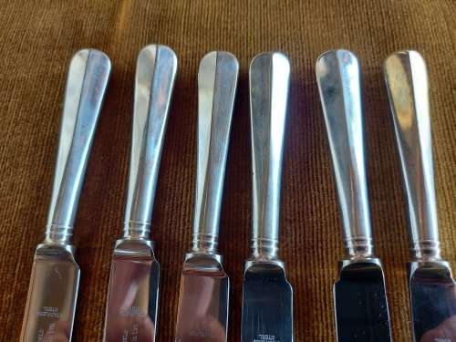 VINTAGE W M SPILHAUS SET OF 6 MADE IN SHEFFIELD SILVER PLATED RATTAIL KNIVES