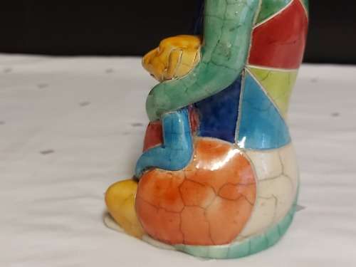 STUNNING VINTAGE RAKU POTTERY MEERKAT AND PUP IN VIVID COLOURS