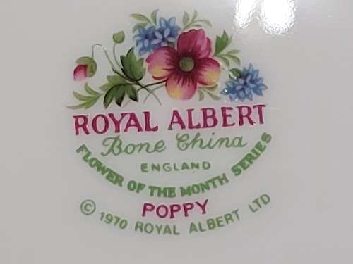 BEAUTIFUL ROYAL ALBERT BONE CHINA FLOWER OF THE MONTH AUGUST TEA DUO