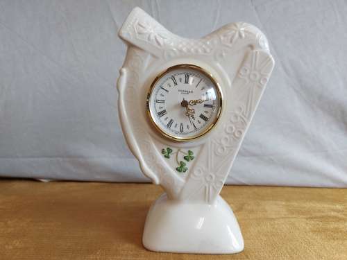 VINTAGE RARE HAND CRAFTED DONEGAL PARIAN IRISH CHINA HARP SHAPED MANTEL CLOCK, NOT TESTED
