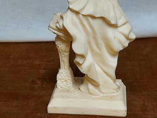 BEAUTIFUL W A MOZART CAST MARBLE FIGURINE