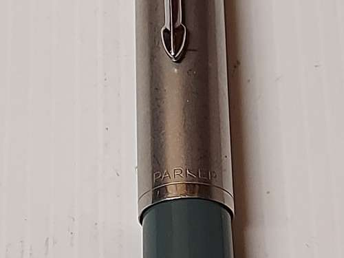 VINTAGE ICONIC PARKER 51 FOUNTAIN PEN