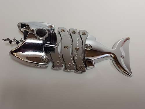 BEAUTIFUL LAZY FISH MADE IN ENGLAND CONCERTINA CORKSCREW