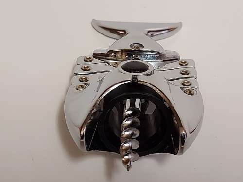 BEAUTIFUL LAZY FISH MADE IN ENGLAND CONCERTINA CORKSCREW