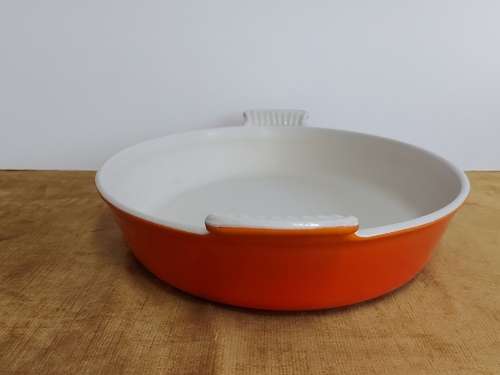 VINTAGE LARGE LE CREUSET MADE IN FRANCE ENAMELED CAST IRON OVAL OVEN DISH, NO 36