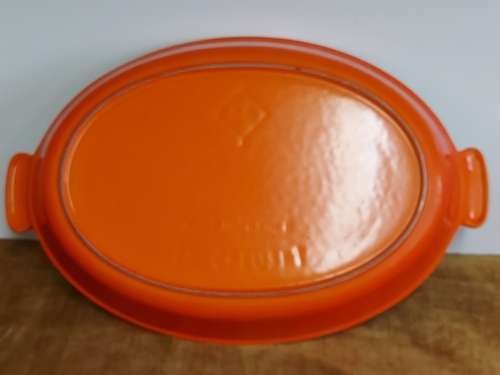 VINTAGE LARGE LE CREUSET MADE IN FRANCE ENAMELED CAST IRON OVAL OVEN DISH, NO 36