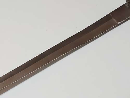 ORIENTAL DAGGER WITH A BRASS/BRONZE EAGLE MOTIF HILT AND A SOLID CHINA STAINLESS STEEL BLADE