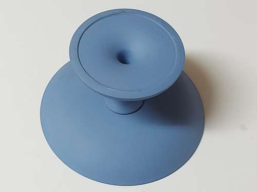 STUNNING VINTAGE WEDGWOOD BLUE JASPERWARE PEDESTAL SWEET DISH, MADE IN ENGLAND