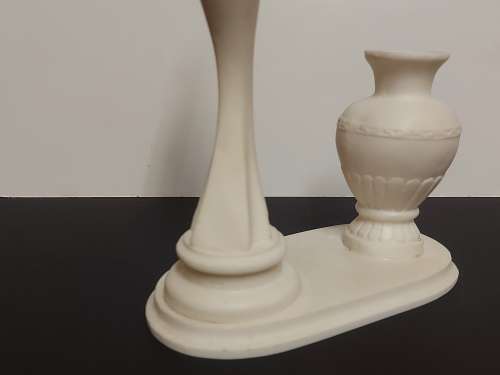 ORIGINAL LE RON TALL AND ELEGANT ORIENTAL STONELITE FIGURINE