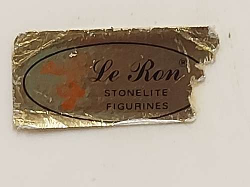 ORIGINAL LE RON TALL AND ELEGANT ORIENTAL STONELITE FIGURINE