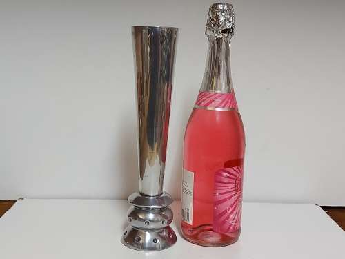 CARROL BOYES FUNCTIONAL ART: BEAUTIFUL EARLY DESIGN TALL VASE BOBBIN IN EXCELLENT CONDITION