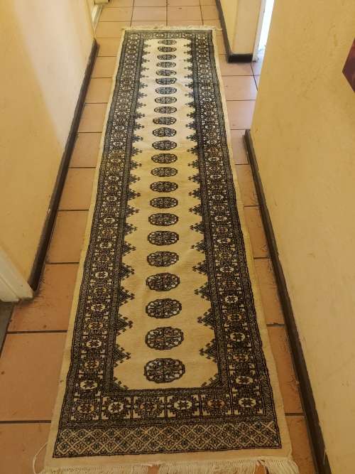 VINTAGE PURE WOOL HAND WOVEN PERSIAN CARPET RUNNER, 3.1 METRE X 76 CM