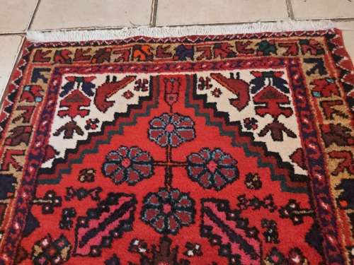 AWESOME PURE WOOL HAND KNOTTED PERSIAN CARPET IN GREAT CONDITION, 1.22 METRES X 64 CM