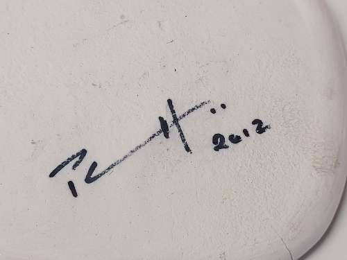 GORGEOUS CONTEMPORARY ART CERAMIC PLATE, SIGNED BY THE ARTIST