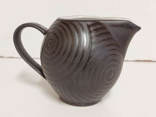 VINTAGE CARROL BOYES FUNCTIONAL ART PORCELAIN CREAMER IN MINT CONDITION