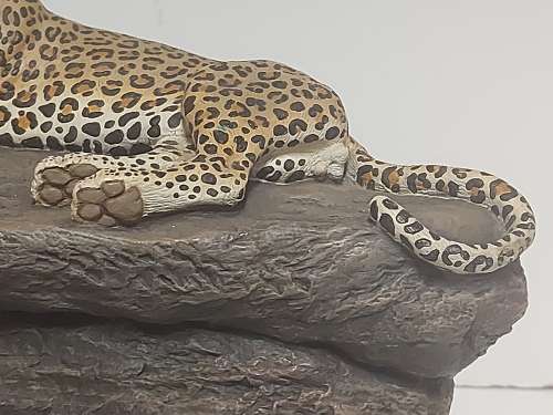 ULTRA RARE ORIGINAL JACKIE NOAKES SCULPTURE OF AN AFRICAN LEOPARD, SIGNED AT THE BASE