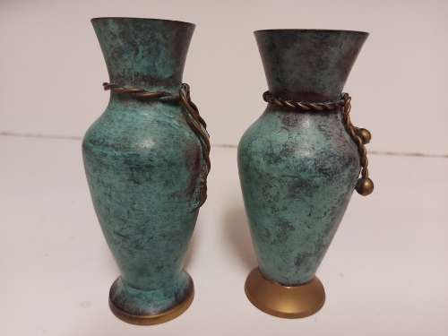 STUNNING VINTAGE PAIR OF PATINATED BRASS VASES