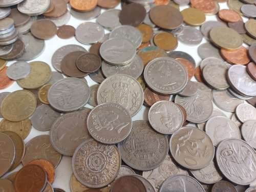 HUGE COLLECTION OF 1 000 MIXED COINS OF THE WORLD, INCLUDING SOUTH AFRICAN COINS, 5.2 KG