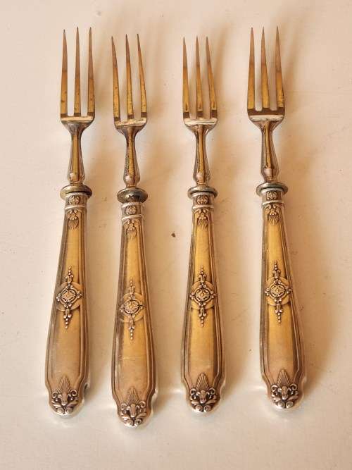 VINTAGE SET OF FOUR 800 SILVER HANDLED HALLMARKED FORKS
