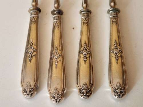 VINTAGE SET OF FOUR 800 SILVER HANDLED HALLMARKED FORKS