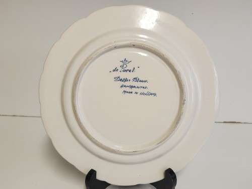 RARE VINTAGE DE PAREL DELFT SCALLOPED DISPLAY/HANGING PLATE