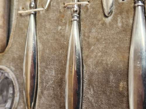 ANTIQUE 1917 BIRMINGHAM SILVER HALLMARKED GROOMING KIT