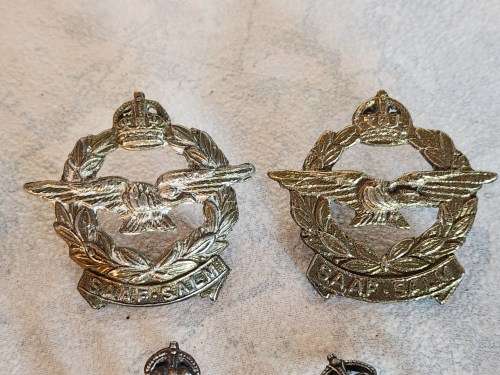 VINTAGE COLLECTION OF 20 MILITARY BADGES