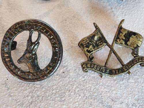 VINTAGE COLLECTION OF 20 MILITARY BADGES