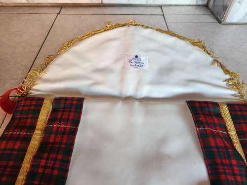 VINTAGE FREE MASONS APRON BY TOYE, KENNING AND SPENCER LTD, LONDON