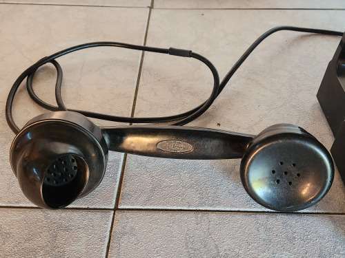 VINTAGE SIEMENS BROTHERS LONDON BAKELITE BLACK ROTARY DIAL TELEPHONE