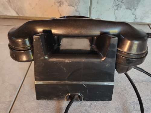 VINTAGE SIEMENS BROTHERS LONDON BAKELITE BLACK ROTARY DIAL TELEPHONE