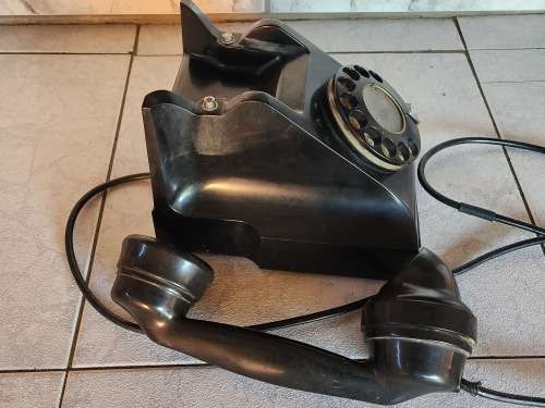 VINTAGE SIEMENS BROTHERS LONDON BAKELITE BLACK ROTARY DIAL TELEPHONE