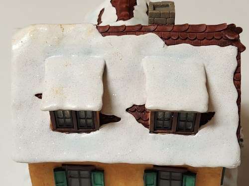 VINTAGE M J HUMMEL BACKEREI LIGHTED HOUSE, BOXED