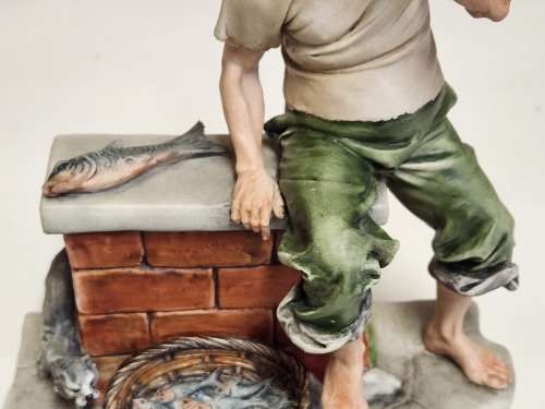 VINTAGE LARGE TYCHE TOSCA CAPODIMONTE PORCELAIN FIGURINE, MADE IN ITALY