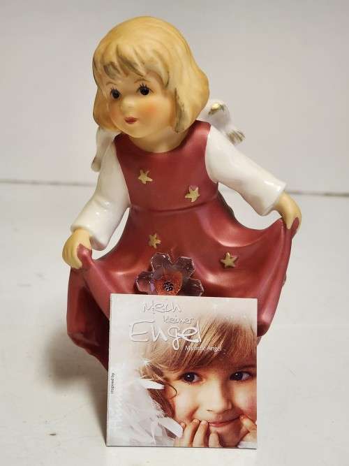 VINTAGE M J HUMMEL MEIN KLEINER ENGEL FIGURINE, BOXED (2 OF 2)
