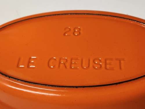 VINTAGE LE CREUSET FRANCE ENAMELED CAST IRON OVAL OVEN DISH, MARKED 28